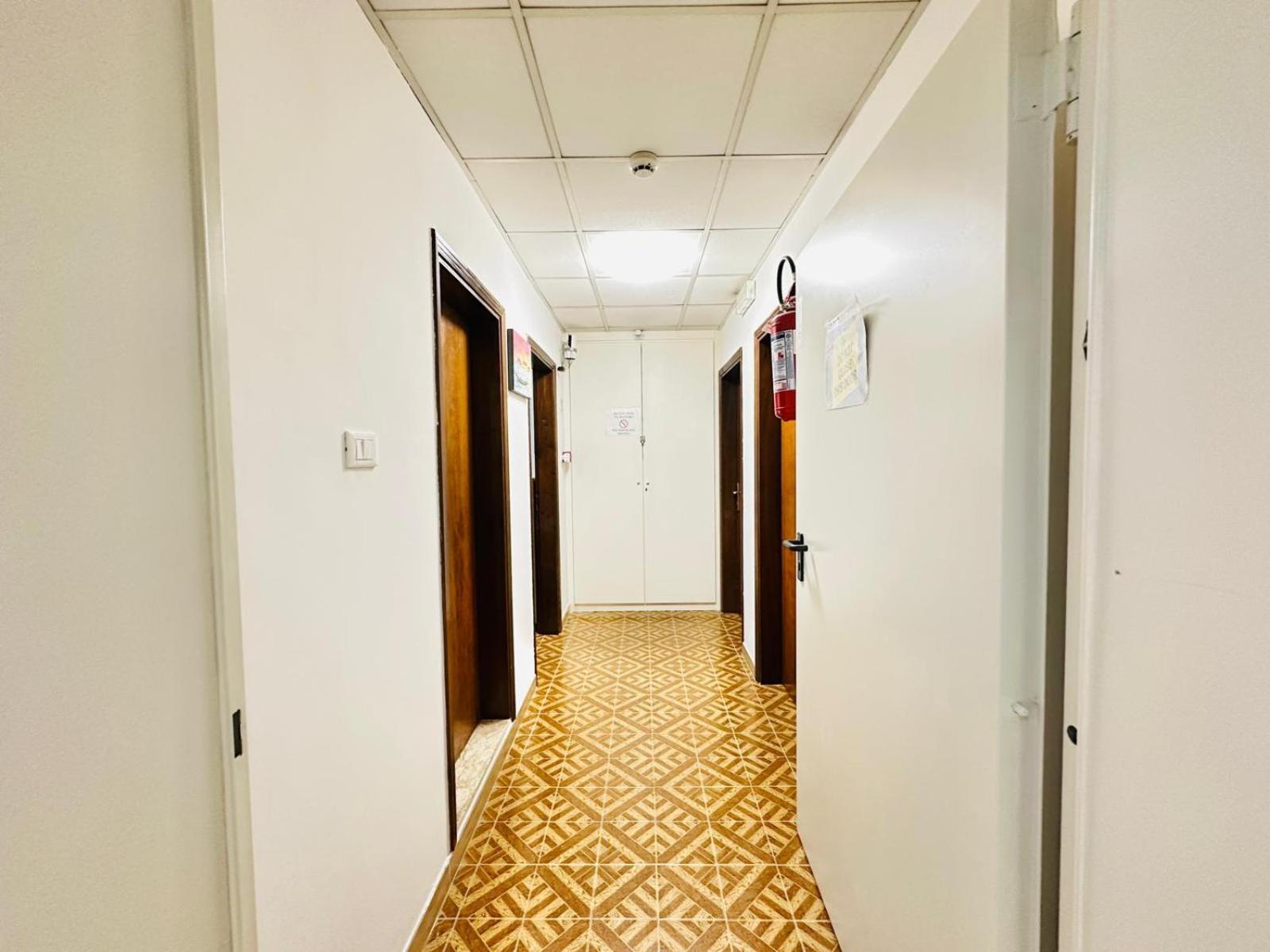 Hotel Tito เมสเตร ภายนอก รูปภาพ